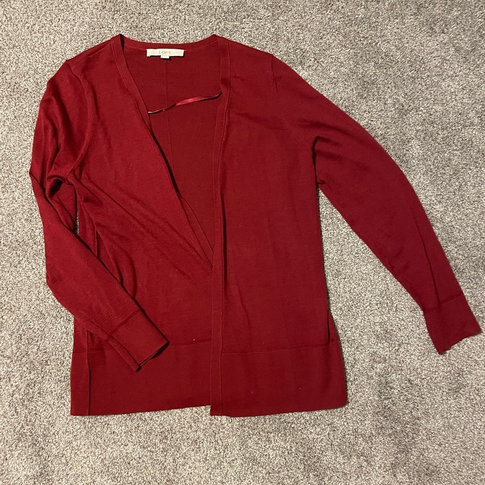 Loft burgundy/red cardigan open face